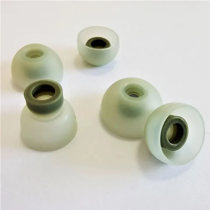 3Pairs%20Silicone%20Eartips%20for%20Samsung%20Galaxy%20Buds%202%20/%20Galaxy%20Buds%20Plus%20Headphones%20Soft%20Ear%20Tips%20with%20Mesh%20Fit%20in%20Case%20-%20Image%203