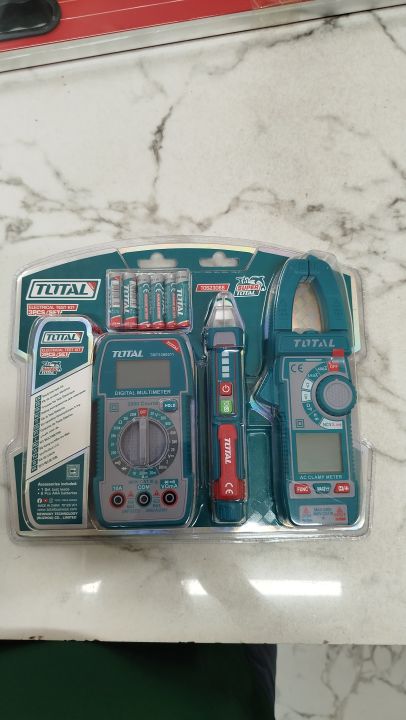 TOTAL%20Electrical%20Test%20Kit%20with%20Digital%20AC%20Clamp%20Meter,%20AC%20Voltage%20Detector,%20Digital%20Multimeter%20Model%20TOS23068%20-%20Image%202