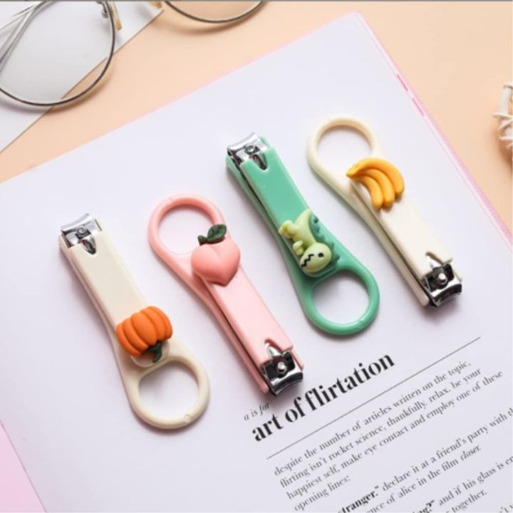 Xierbao%209428%20Baby%20Cartoon%20Nail%20Scissors%20-%20Image%205