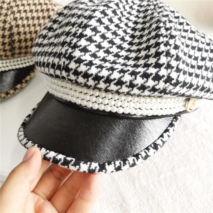 women%20winter%20hat%20young%20woman%20bla%20and%20ite%20plaid%20pearl%20parquet%20along%20fashion%20ch%20thousand%20bird%20laid%20-%20Image%203