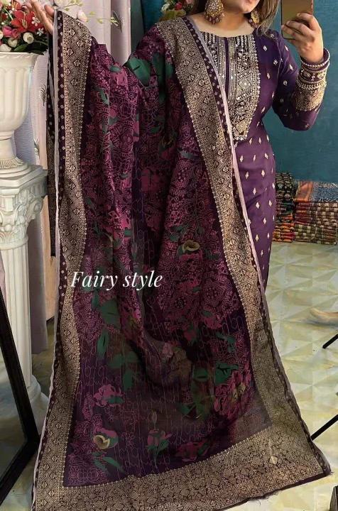 Pure%20Cotton%20Unstitched%20Afsan%20Screen%20Print%203-Piece%20Ethnic%20Suit%20for%20Women%20%E2%80%93%20Exclusive%20Fashion,%20All%20Seasons%20-%20Image%204