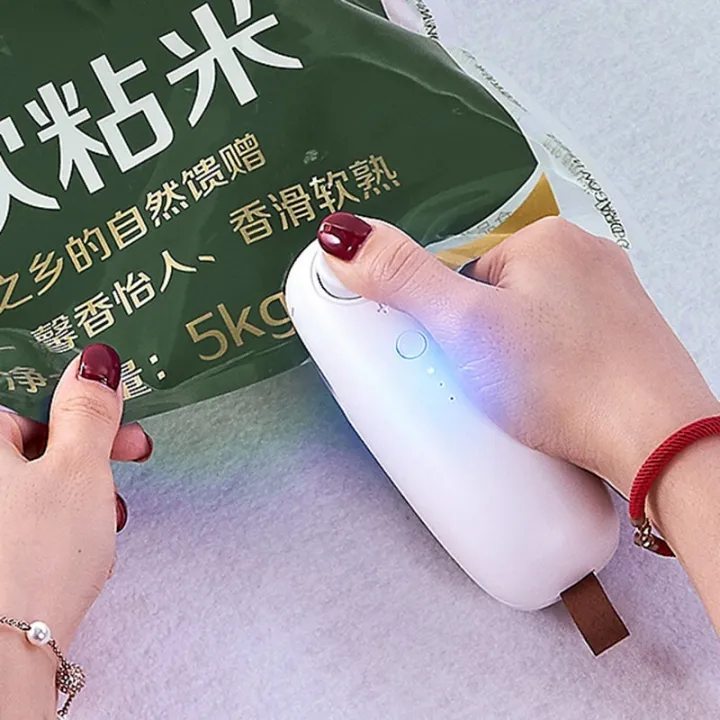 Mini%20Portable%20Handheld%20Heat%20Sealer%20Usb%20Charging%20Heating%20PlasticBag%20Sealing%20Machine%20Cordless%20Handheld%20Vacuum%20Food%20Sealing%20Machine%20-%20Image%206