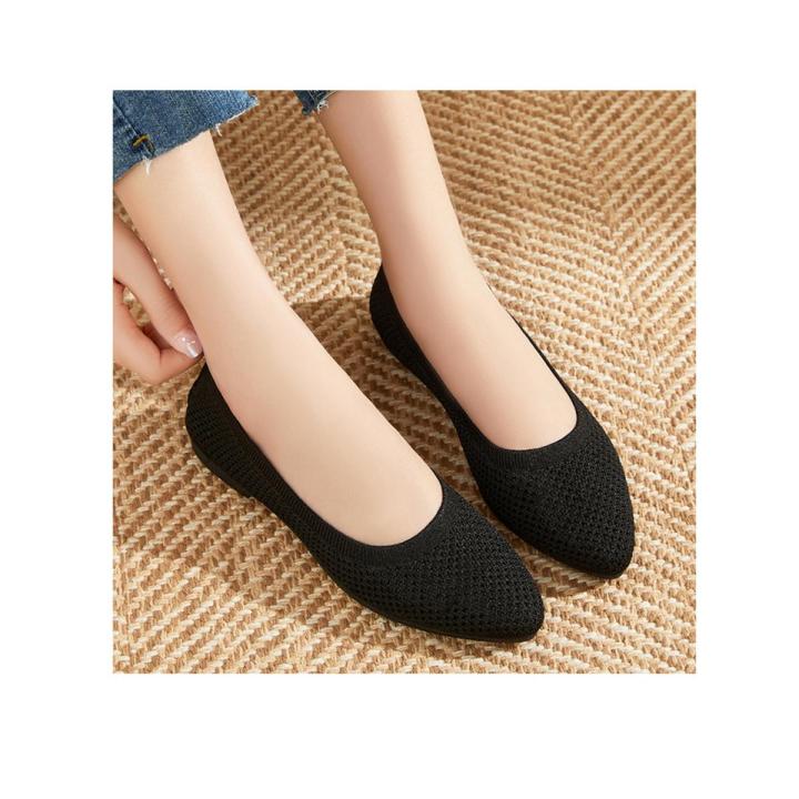 【Hot ticket】 Spring And Summer Solid Color Pointed Flat Shoes Soft Sole Shoes Shallow Mouth Flat Shoes Casual Breathable Ladies Hollow Knitted Shoes