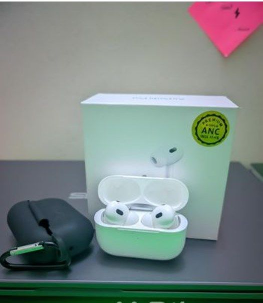 Apple%20Airpods%20pro%201st%20Generation%20Master%20Copy%20ANC%20in%20Ear%20Noise%20Cancelling%20Headphone%20wireless%20Bluetooth%20Ear%20Buds%20Dubai%20Made%20-%20Image%202