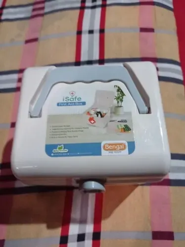 1%20pcs%20Medicine%20Storage%20Box%20First%20Aid%20Box%20%E2%80%93%20Bengal%20-%20Image%205