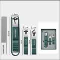 4 pcs Nail Clippers with A Portable Protective Cover- plastic box, 003.