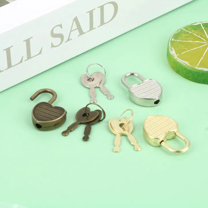 1Set%20Heart%20Shape%20Padlocks%20Mini%20Luggage%20Hardware%20Locks%20With%20Key%20Lock%20For%20Travel%20Wedding%20Jewelry%20Box%20Diary%20Book%20Suitcase%20Huiye%20-%20Image%203