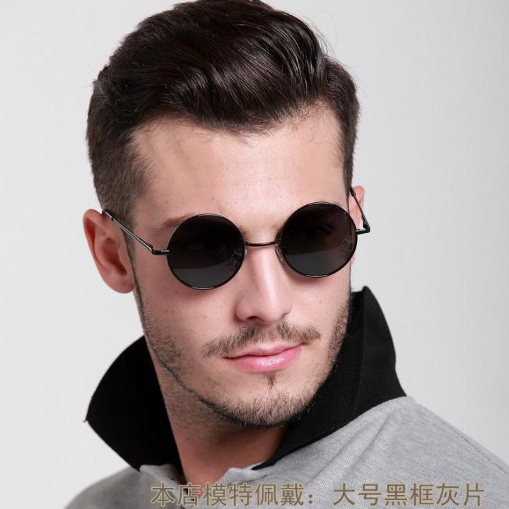 Classic%20Style%20Small%20Round%20Shape%20Sunglasses%20For%20Men/Women%20-%20Image%203