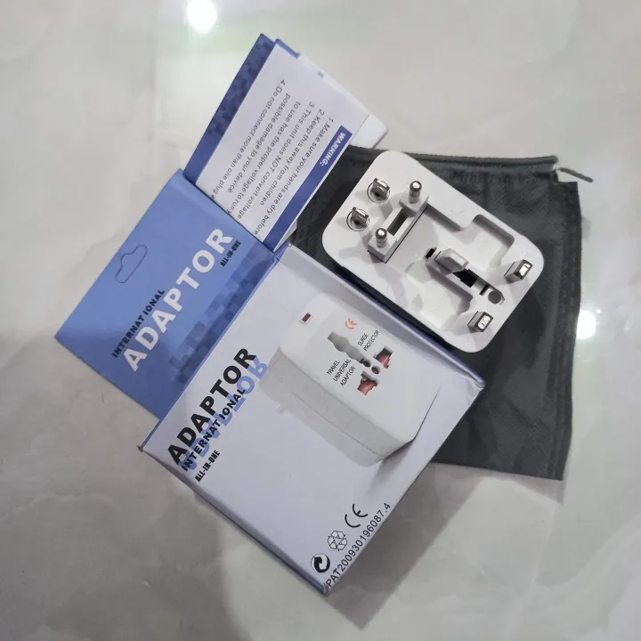 ALL-IN-ONE%20Universal%20Travel%20Adapter%20-%20(UK/US/AU/EU/CA)%20-%20Image%202