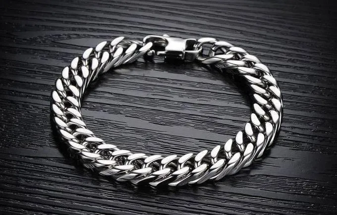 Silver%20Bracelet%20for%20Men%20-%20Image%203