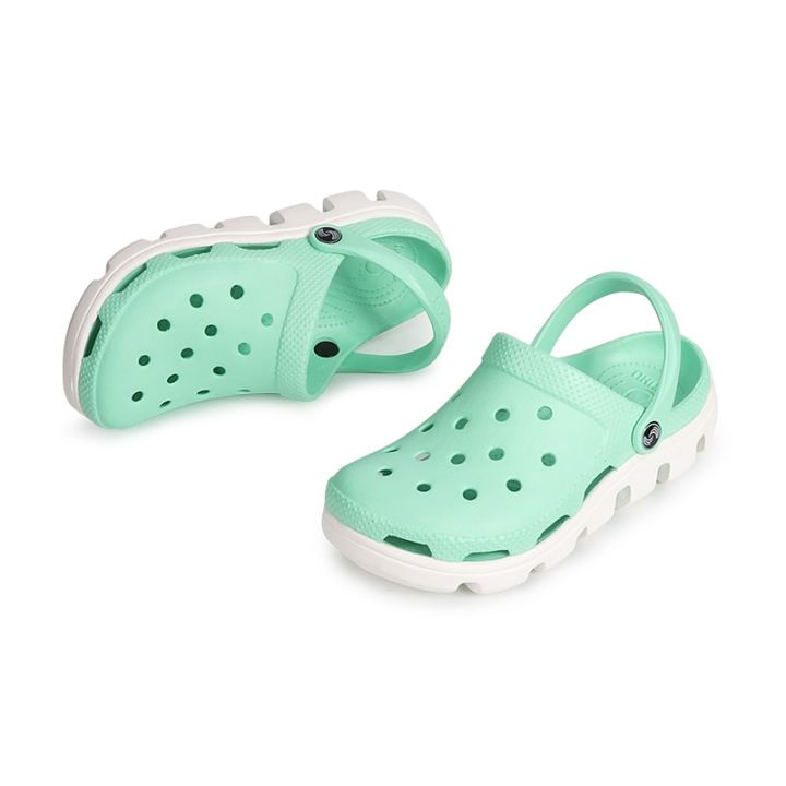 2022%20Men%20Sandals%20Women%20Casual%20Summer%20High%20Quality%20Rubber%20Hole%20Shoes%20Clogs%20Lovers%20Home%20Garden%20Outdoor%20Beach%20Flat%20Slippers%20-%20Image%202