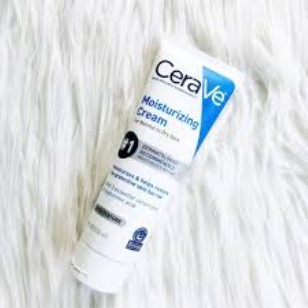 CeraVe%20Moisturizing%20Cream%20For%20Normal%20to%20Dry%20Skin%20236ml%20-%20Image%202