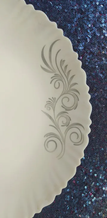 Opal%20Glass%20Dinner%20Plate%20Set%20-%20Elegant%20Dinnerware%20Set%20For%20Serving%20Meals%20And%20Entertaining%20Guests%20-%20Image%205