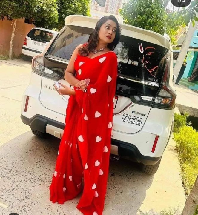 Georgette%20High%20Quality%20Stylish%20Saree.%20Saree%20with%20unstitched%20Blouse%20for%20Women%20-%20Image%204