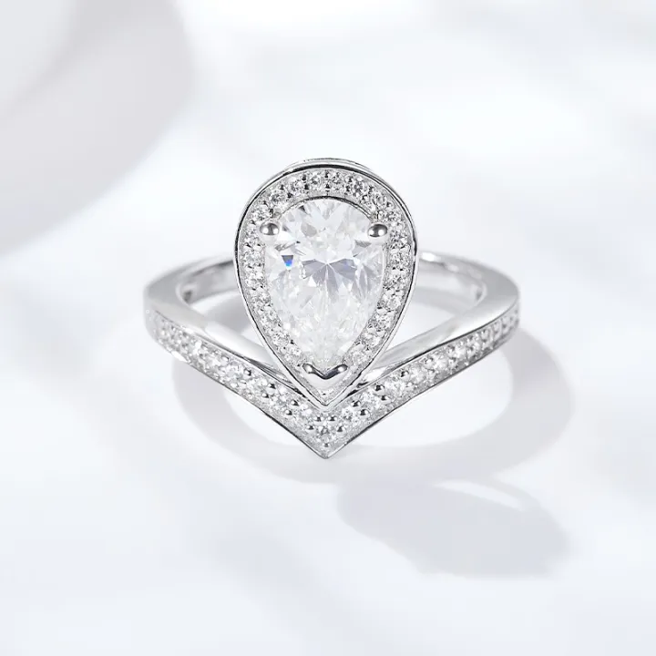 Follow%20Cloud%201.5ct%20Pearl%20Water%20Drops%20Pear-shaped%20Moissanite%20Diamond%20Rings%20for%20Women%20Wedding%20Band%20Jewelry%20S925%20Sterling%20Silver%20-%20Image%205