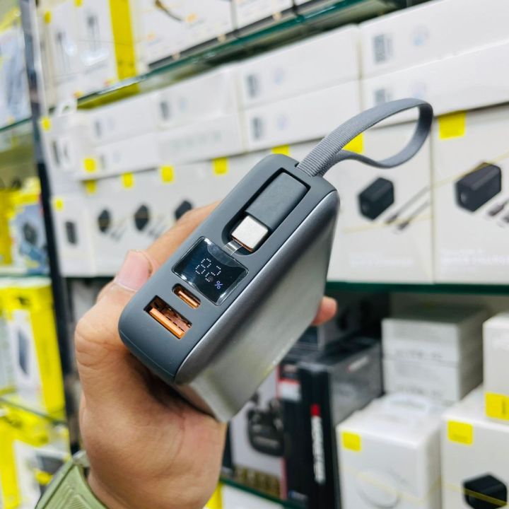 Qcy%20PB20A%2020000mah%2045W%20PD%20Fast%20Charging%20Powerbank%20with%20Build%20in%20Input+Output%20in%201%20Cable%20-%20Image%2010