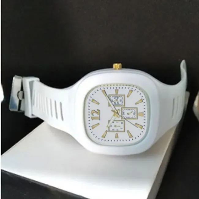 square%20analog%20watch%20Analog%20Watch%20-%20For%20Boys%20Square%20Dial%20Analog%20Watches%20with%20Silicon%20Strap%20Stylish%20Designer%20Watch%20-%20Image%205