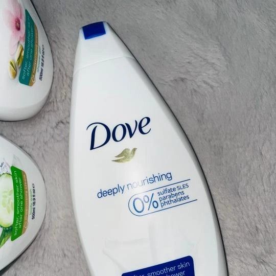 dove%20body%20wash%20200ml%20(%20Made%20In%20Indonesia)%20-%20Image%203