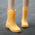 Women's Mid-Calf Rain Boots Warm with Velvet Work New Rubber Shoes Women's Waterproof Non-Slip Winter and Summer Rain Boots. 