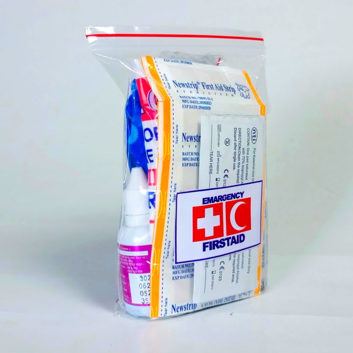 Mini%20First%20Aid%20Kit%20Pack%20with%2025+%20kits%20/%20Medicine%20Pack%20For%20home,%20office%20&%20School.%20-%20Medicine%20Pack%20-%20Image%203