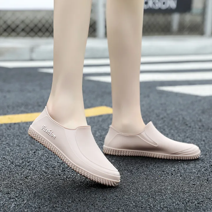 Four%20Seasons%20Thick%20Bottom%20Short%20Tube%20Rubber%20Shoes%20Soft%20Bottom%20Student%20Sweet%20Non-Slip%20Shoe%20Cover%20Middle%20and%20Low%20Top%20Rain%20Boots%20Female%20Kitchen%20-%20Image%204