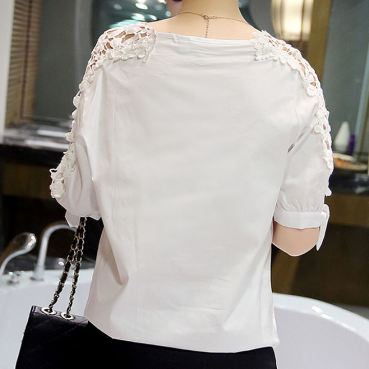 2023%20Summer%20New%20off-the-Shoulder%20Shirt%20Large%20Size%20Women's%20Loose%20Korean%20Style%20Hollow%20Top%20Shirt%20Lace%20Bottoming%20Shirt%20-%20Image%204