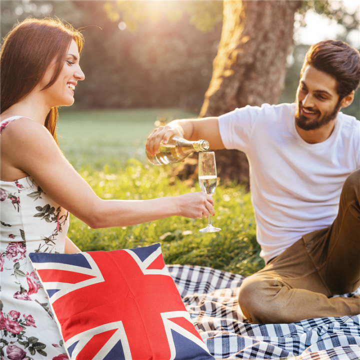 British%20Vintage%20Style%20Union%20Jack%20Flag%20Throw%20Pillow%20Case,%20Pillowcase%20-%20Image%203
