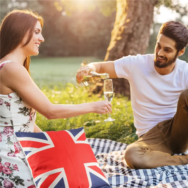 British%20Vintage%20Style%20Union%20Jack%20Flag%20Throw%20Pillow%20Case,%20Pillowcase%20-%20Image%203