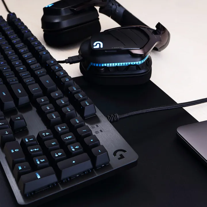 Logitech%20G512%20CARBON%20RGB%20Mechanical%20Gaming%20Keyboard,%20GX%20Blue,%20USB%20Passthrough%20-%20Image%208