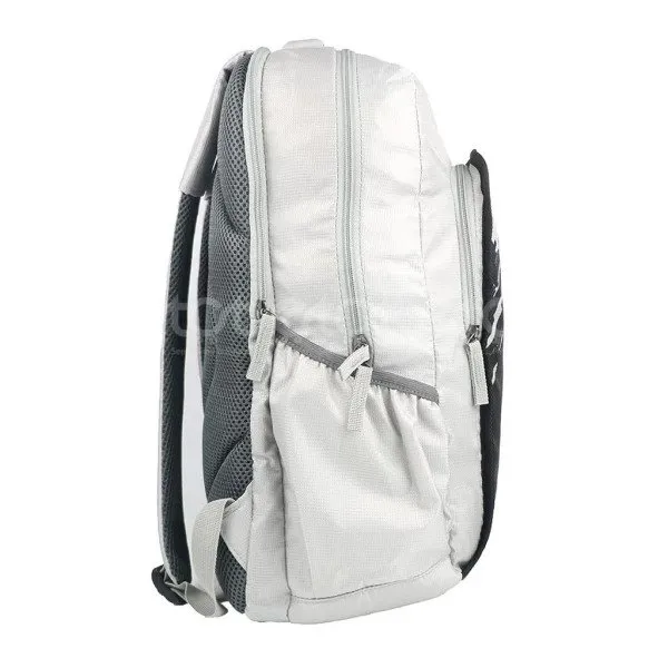 Super%20Light%20Weight%20Nylon%20Fabric%20Water%20Resistant%20&%20Washable%20School%20College%20and%20Traveling%20Backpack%20By%20Espiral%20-%20Image%204