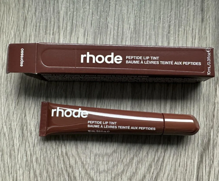 Rhode%20Hose%20Nourishing%20Lip%20Women%20Girl%20Lipstick%20(Espresso)%20-%20Image%203