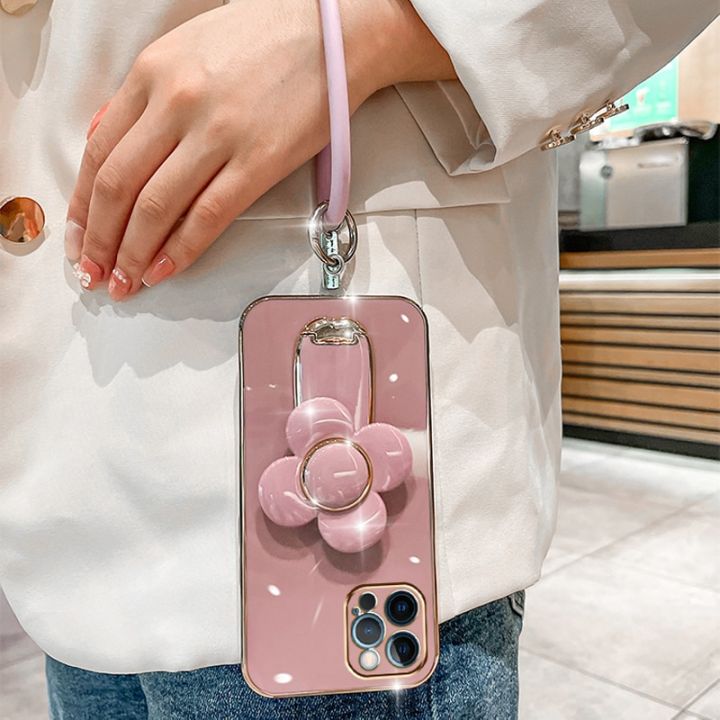 Rotatable%20Windmill%20Bracket%20Case%20For%20iPhone%2014%2013%2012%2011%20Pro%20Max%20XR%20X%20XS%207%208%20Plus%206S%20Golden%20Plating%20Cover%20-%20Image%205