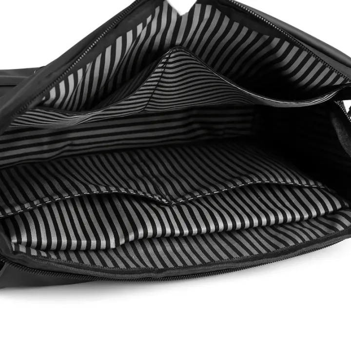 Wepower%20Simple%20Men's%20Crossbody%20Bag%20Outdoor%20Functional%20Shoulder%20Bag%20Large%20Capacity%20Trendy%20Messenger%20Bag%20PU%20Waterproof%20Sling%20Bag%20-%20Image%204