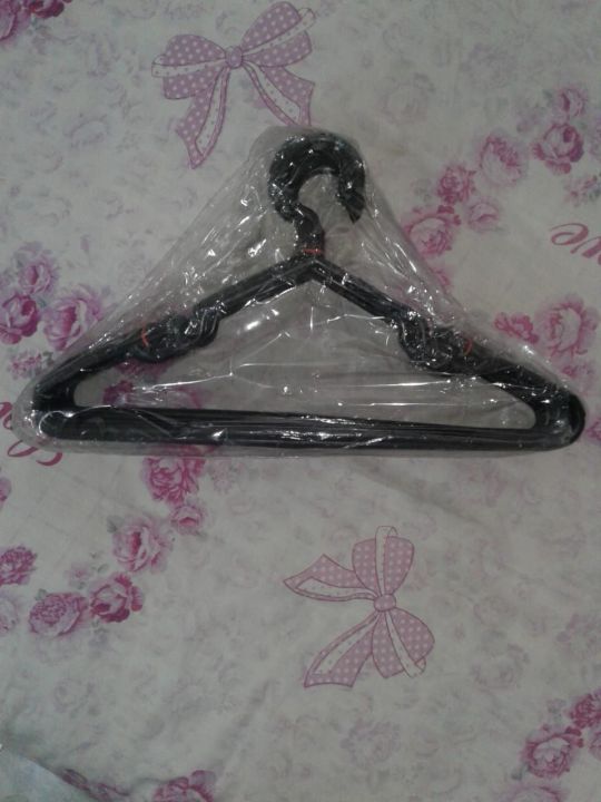 New%20plastic%20hanger%2012%20pcs%20-%20Black%20-%20cloth%20hanger%20-%20Image%207