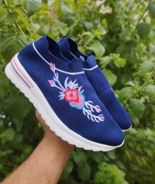 Winter%20Stylish%20Comfortable%20Shoes%20Women%20-%20Image%204