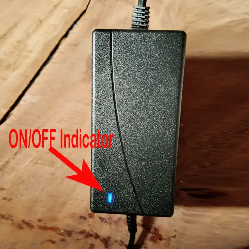 AC/DC%20Power%20Adapter%20Charger%20%20AC%20100-240V%20to%20DC%2012V%204A%20-%20Image%208