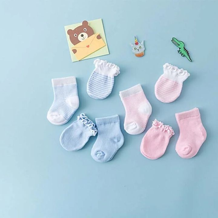 Newborn%20Anti%20Scratch%20Cotton%20Soft%20Baby%20Socks%20Gloves%20Sets%20Solid%20Color%20Boys%20Girls%20Mittens%20Suits%20-%20Image%202