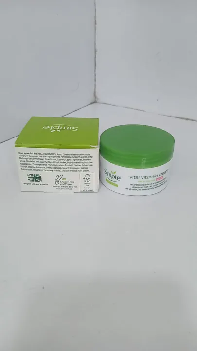 Simple%20Kind%20To%20Vital%20Vitamin%20night%20Cream%2050ml%20-%20Image%203