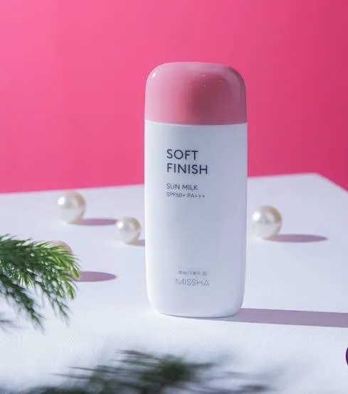 Missha%20All%20Around%20Safe%20Block%20Soft%20Finish%20Sun%20Milk%20SPF50+%20Or%20PA+++%20-%20Image%202