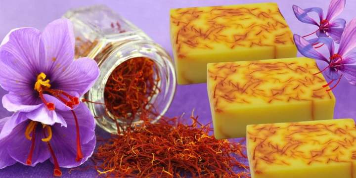 Saffron%20Goat%20Milk%20Handmade%20Soap%20Bar%20-%20Image%204