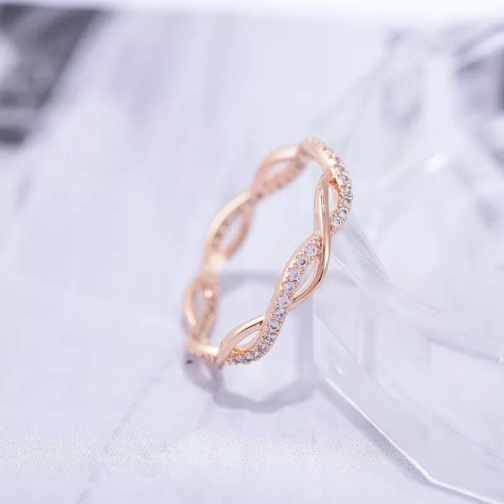 Finger%20Ring%20for%20Women%20And%20Girls%20New%20-%20Image%202