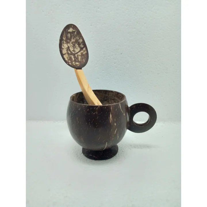 Eco%20Friendly%20Coconut%20Shell%20Tea%20Cup%20with%20Spoon%20-%20Image%202