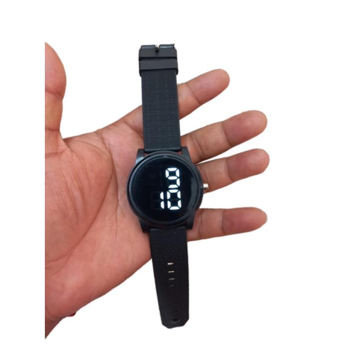 Мөлдір трусиктердегі дымқыл киска watch online Мөлдір трусиктердегі дымқыл киска watch online