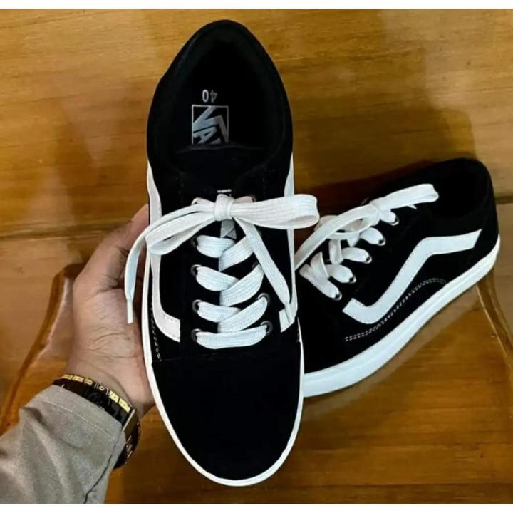 Sneakers shoes boys and vans design colour ful LACE up for comfort wearing .