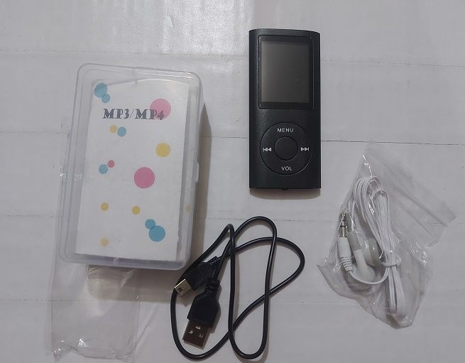 AR15%20Bluetooth%20Mp3%20Player%20with%20FM%20Radio%20Mp4%20Player%20-%20Image%208