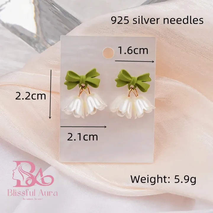 White%20Wind%20Chime%20Flowers%20Drop%20Earrings%20for%20Women%20-%20Image%205