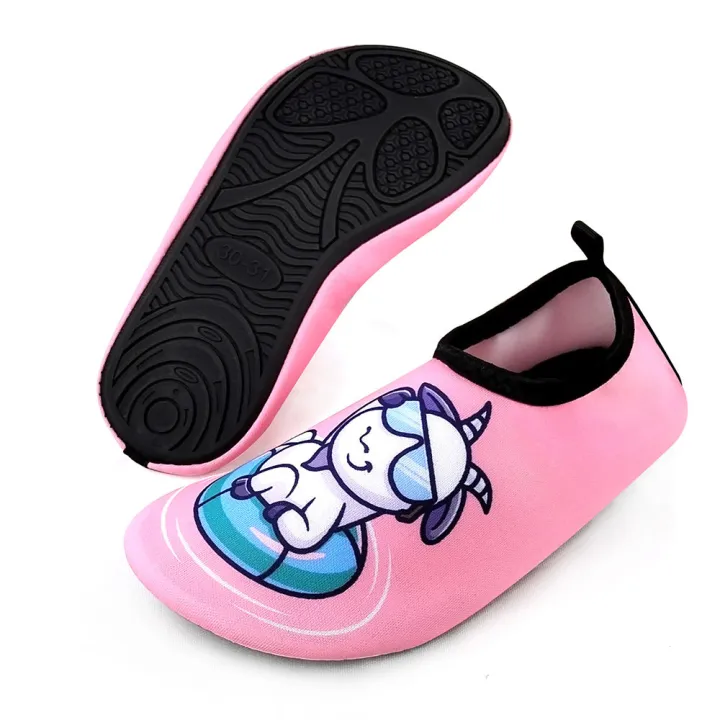 Children's%20Beach%20Ankle%20Sock%20Men's%20and%20Women's%20Dive%20Boots%20Snorkeling%20Wading%20River%20Tracing%20Shoes%20Quick-Drying%20Non-Slip%20Cut-Resistant%20Bare%20Feet%20Swimming%20Shoes%20-%20Image%204