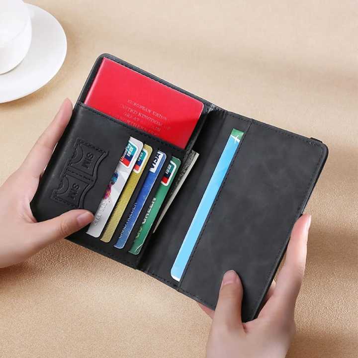 Stylish%20Passport%20Cover%20For%20Men%20And%20Women%20-%20Image%204