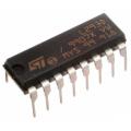 A CLASS L293D L293 293 Dual H-Bridge Motor Driver DIP-16 16 Pin Leads Dual In Line Package Chip. 