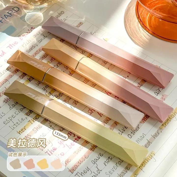 korean%20stationery%20art%20supplies%20for%20artist%20girl%20painting%20supplies%20Hand%20copy%20outline%20pen%20Aesthetic%20gradient%20cute%20pens%20highlighter%20Amour%20zii%20-%20Image%204
